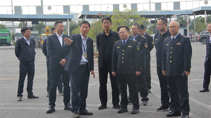 市市場監(jiān)督管理局黨組書記、局長陳鼎一行到泰安檢測走訪調(diào)研